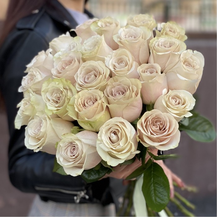 Роза Экспожер